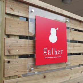 カフェ・ネイル・雑貨・家具・フリースペース　gather