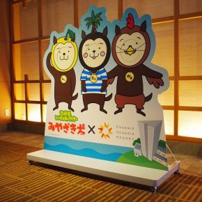 顔出し看板 顔出し看板